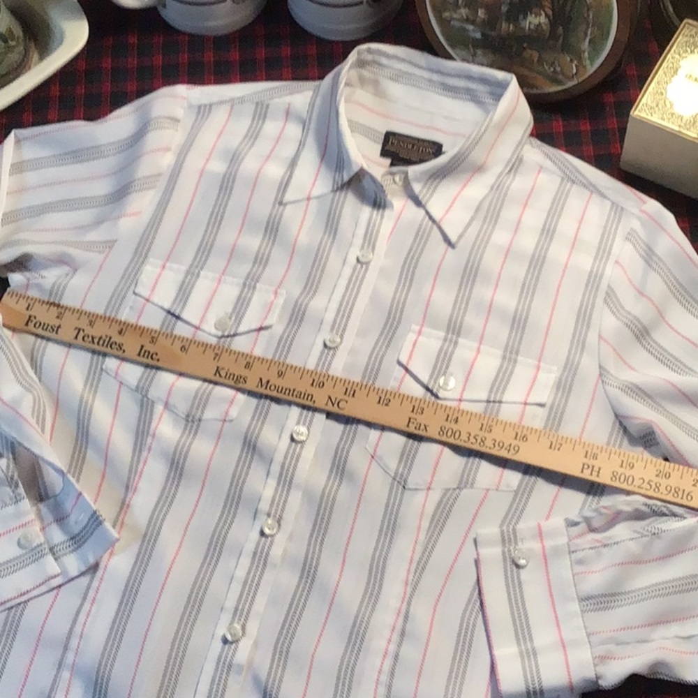 🌲Pendleton White Black Red Pinstripe Crepe Semi Sheer Tailored Blouse Sz. 8P - Picture 6 of 6